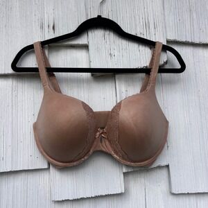 Victoria's Secret Body by Victoria Padded Perfect Coverage Bra Tan 34DDD Lace